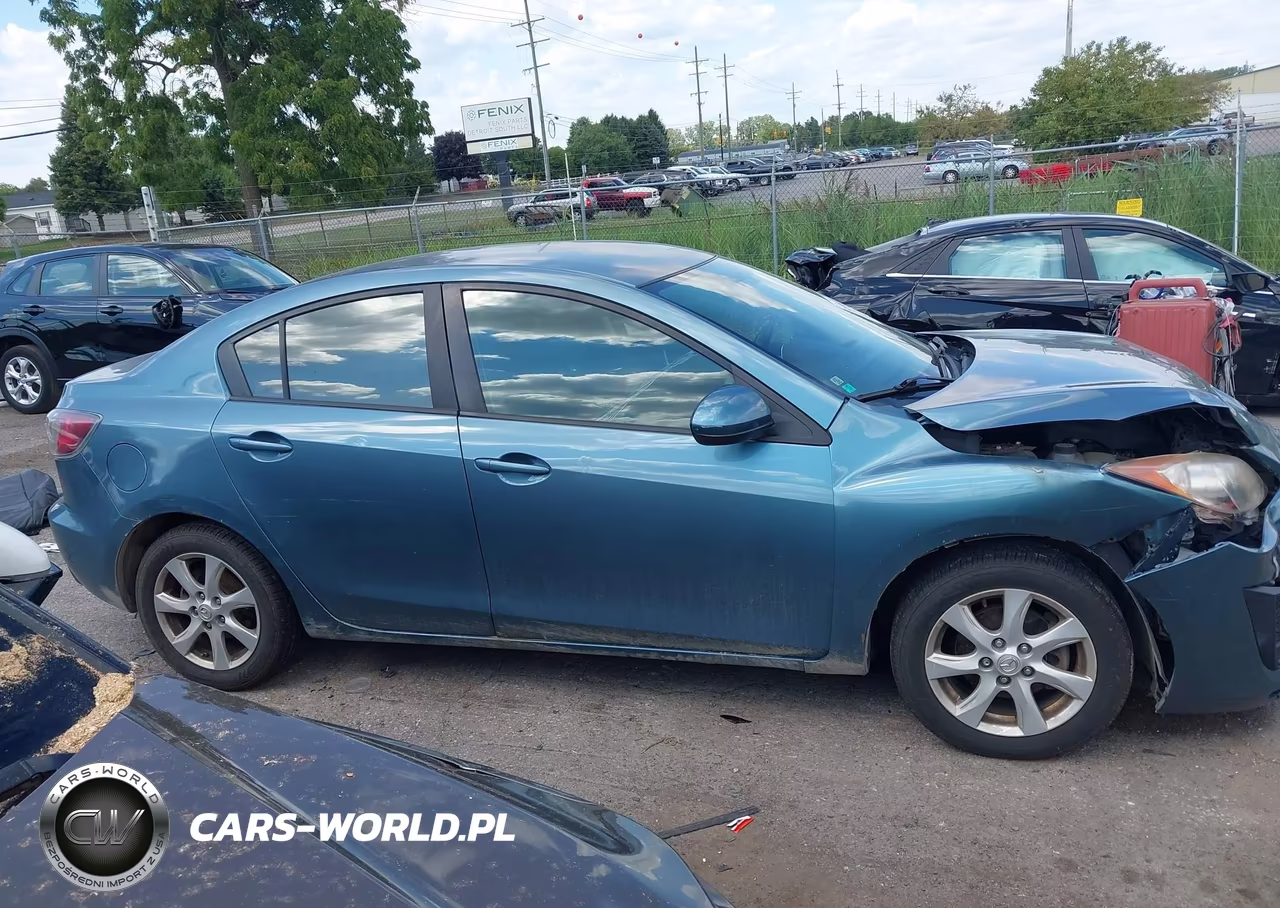 2010 Mazda Mazda3 I Touring VIN:JM1BL1SF7A1257627 - 13