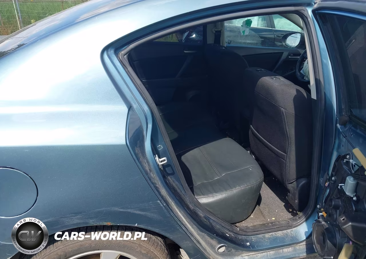 2010 Mazda Mazda3 I Touring VIN:JM1BL1SF7A1257627 - 8