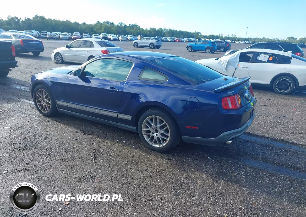 2012 Ford Mustang V6 Premium VIN:1ZVBP8AM5C5246633 - 3