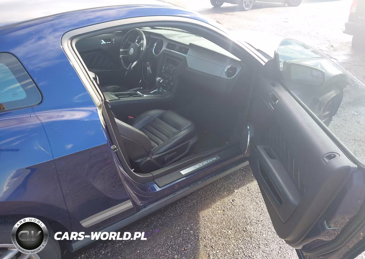 2012 Ford Mustang V6 Premium VIN:1ZVBP8AM5C5246633 - 5