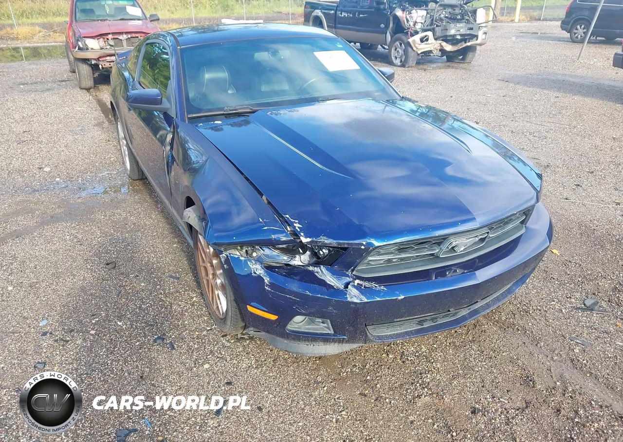 2012 Ford Mustang V6 Premium VIN:1ZVBP8AM5C5246633 - 6
