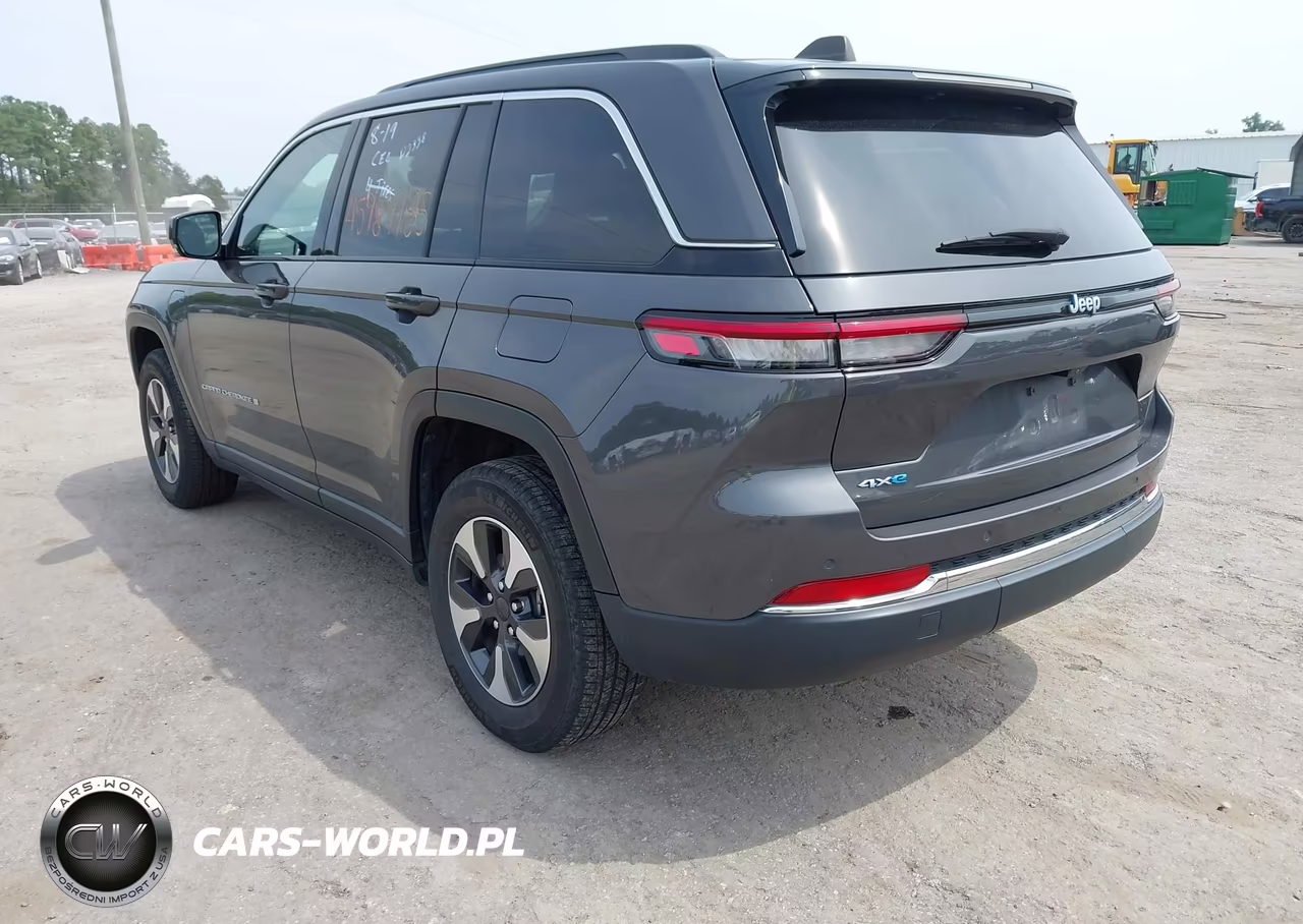 2024 Jeep Grand Cherokee 4Xe VIN:1C4RJYB65RC120781 - 3