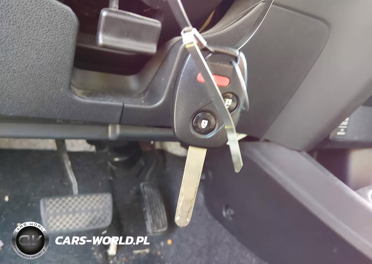 2012 Honda Fit Sport VIN:JHMGE8H5XCC035970 - 11