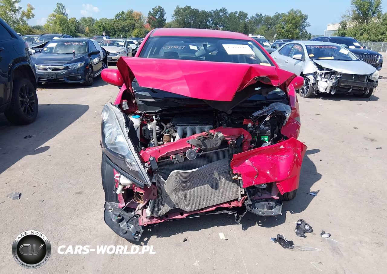 2012 Honda Fit Sport VIN:JHMGE8H5XCC035970 - 13