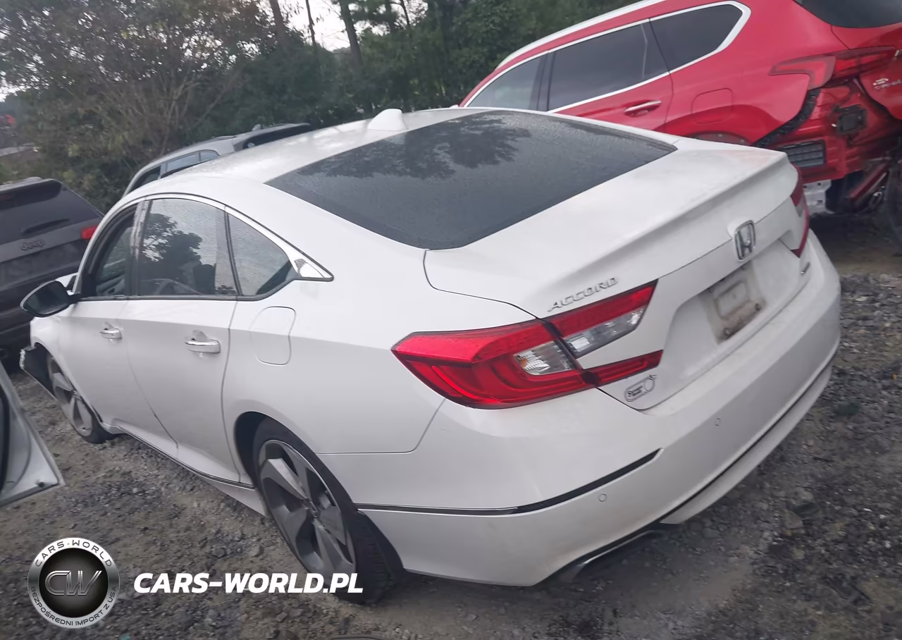 2018 Honda Accord Touring VIN:1HGCV1F90JA067432 - 14