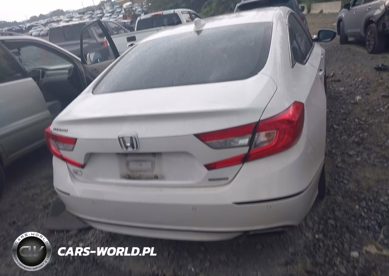 2018 Honda Accord Touring VIN:1HGCV1F90JA067432 - 16
