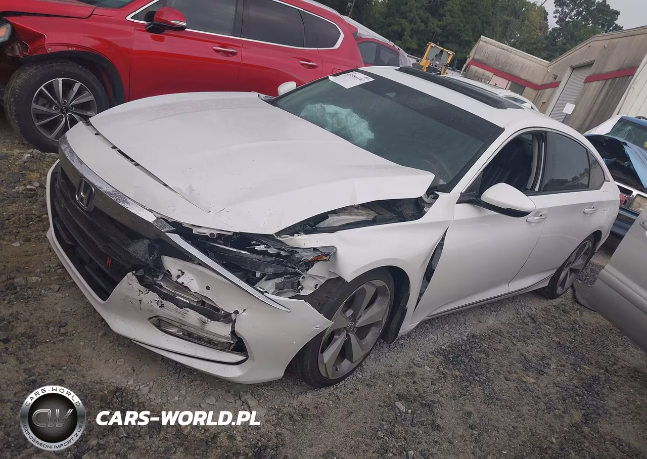 2018 Honda Accord Touring VIN:1HGCV1F90JA067432 - 2