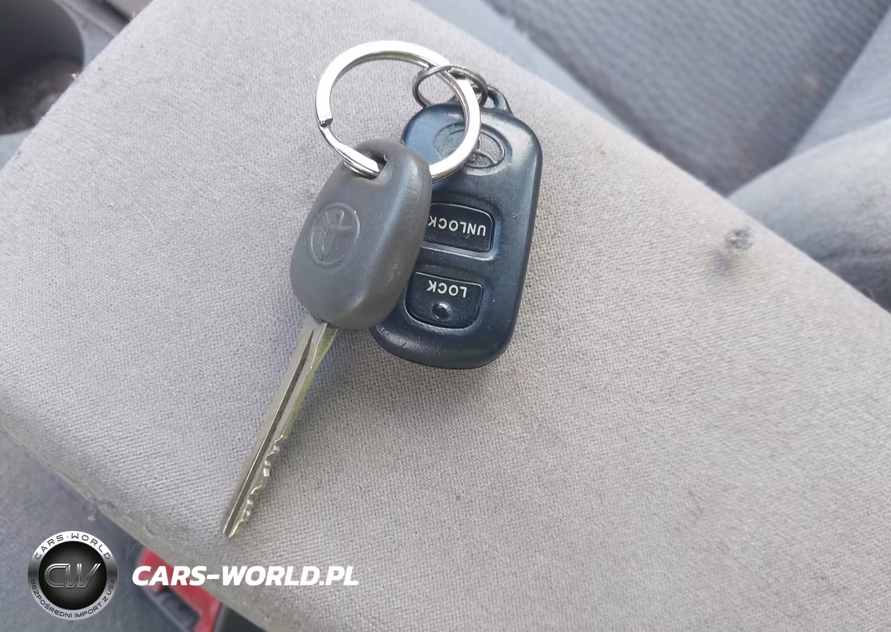 2007 Toyota Corolla Le VIN:1NXBR32E47Z769897 - 11