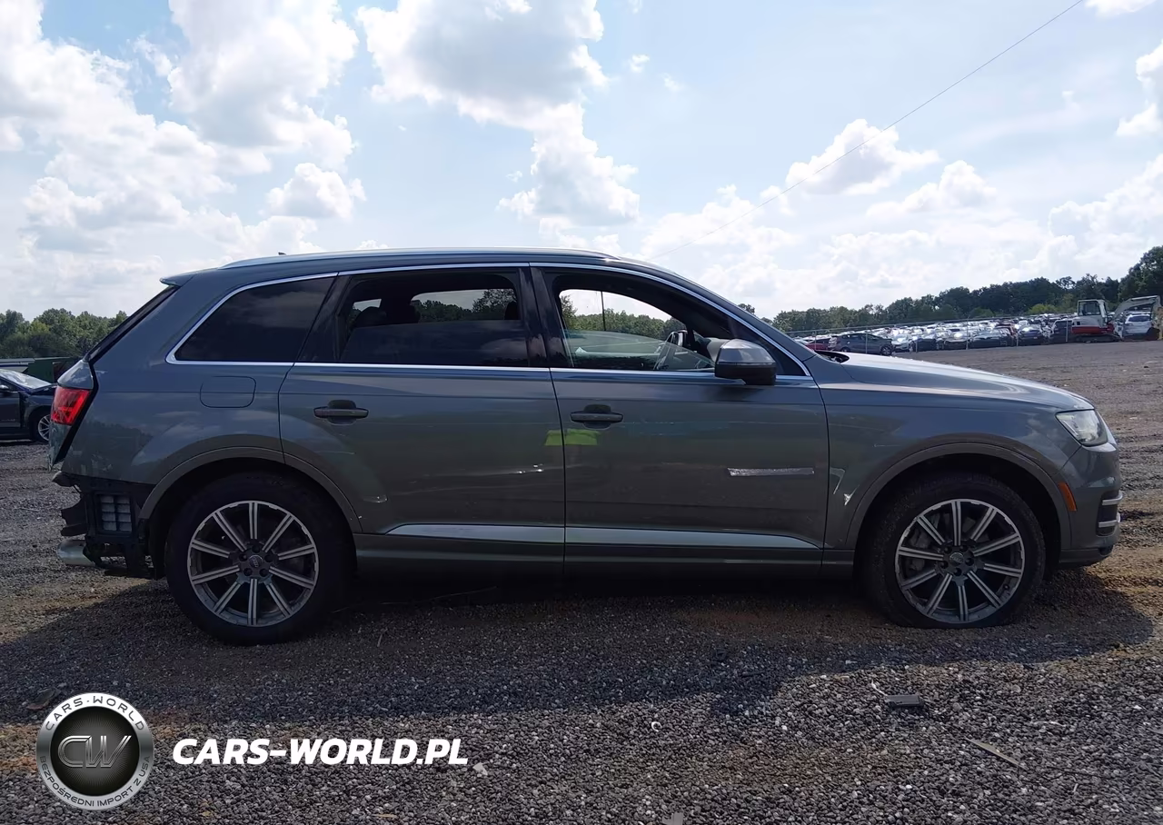 2017 Audi Q7 3.0T Premium VIN:WA1LAAF79HD012943 - 14