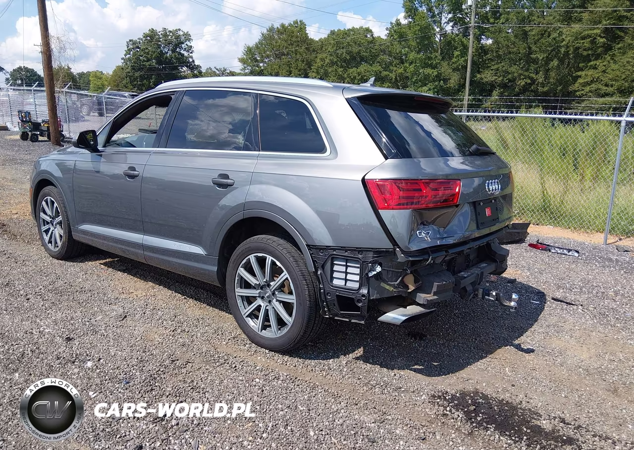 2017 Audi Q7 3.0T Premium VIN:WA1LAAF79HD012943 - 3