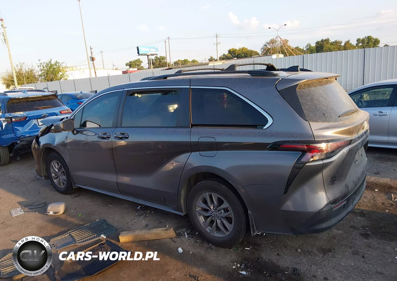2024 Toyota Sienna Le VIN:5TDKRKEC0RS221167 - 13