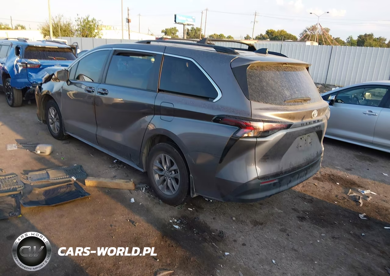 2024 Toyota Sienna Le VIN:5TDKRKEC0RS221167 - 3