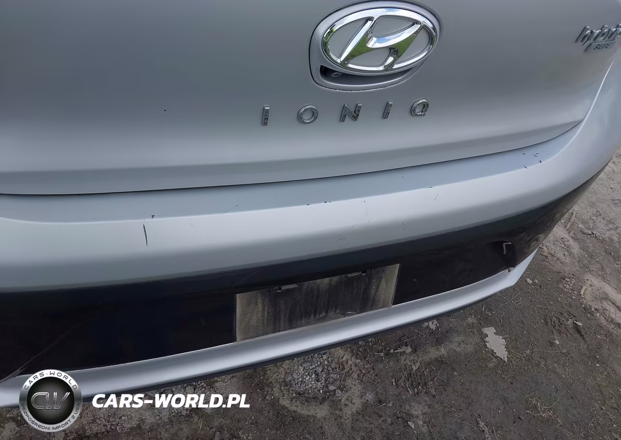 2018 Hyundai Ioniq Hybrid Blue VIN:KMHC65LC2JU099912 - 6