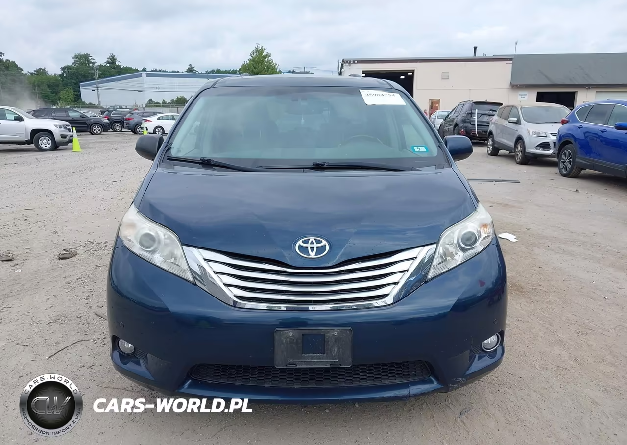 2011 Toyota Sienna Limited VIN:5TDDK3DC1BS030089 - 12