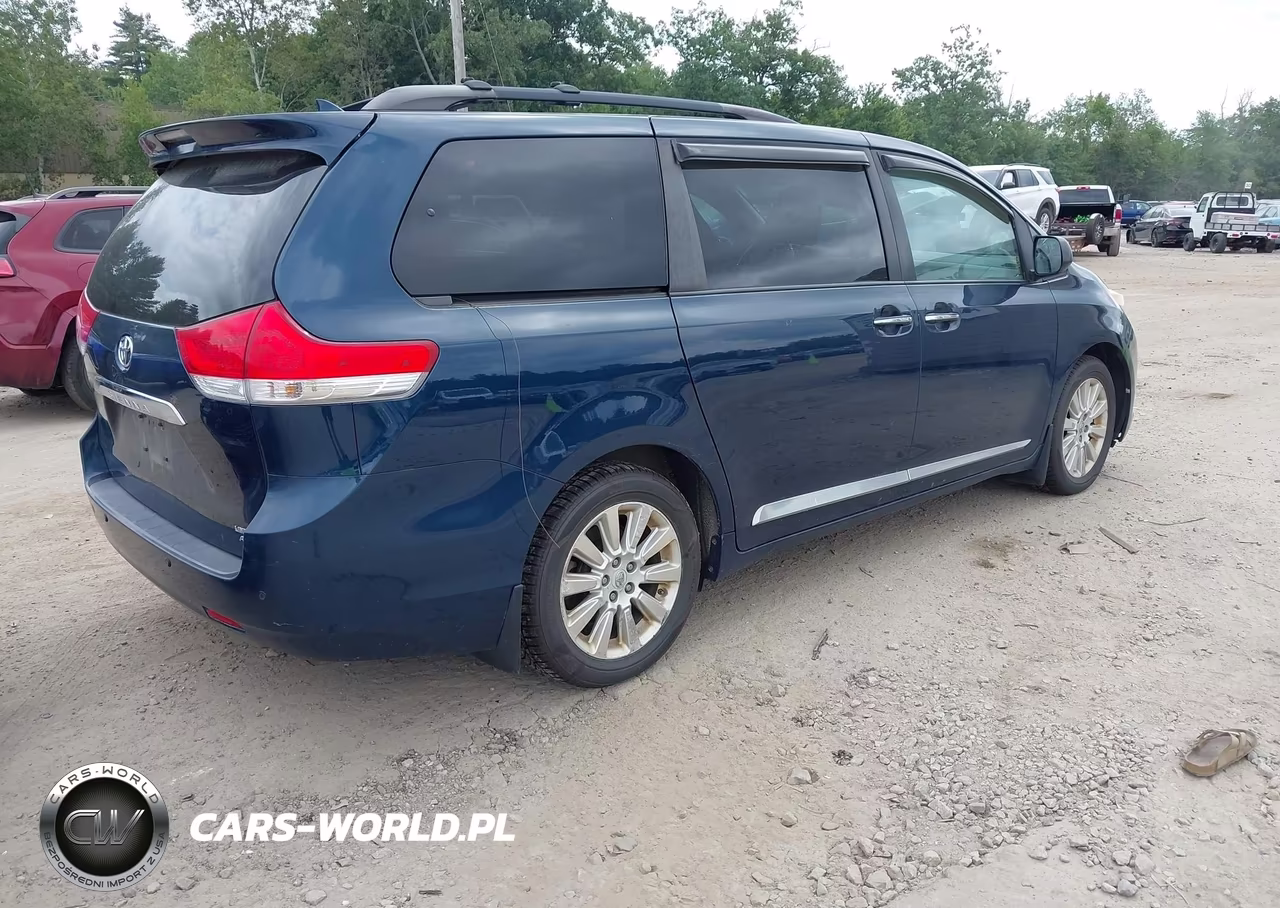 2011 Toyota Sienna Limited VIN:5TDDK3DC1BS030089 - 4