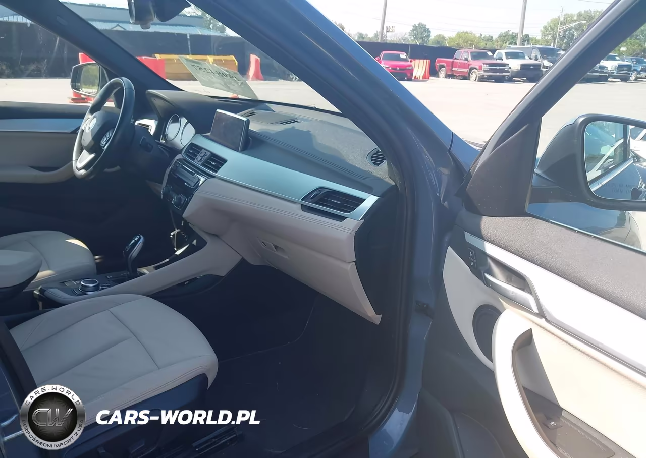 2020 BMW X1 xDrive28I VIN:WBXJG9C08L3L91176 - 5