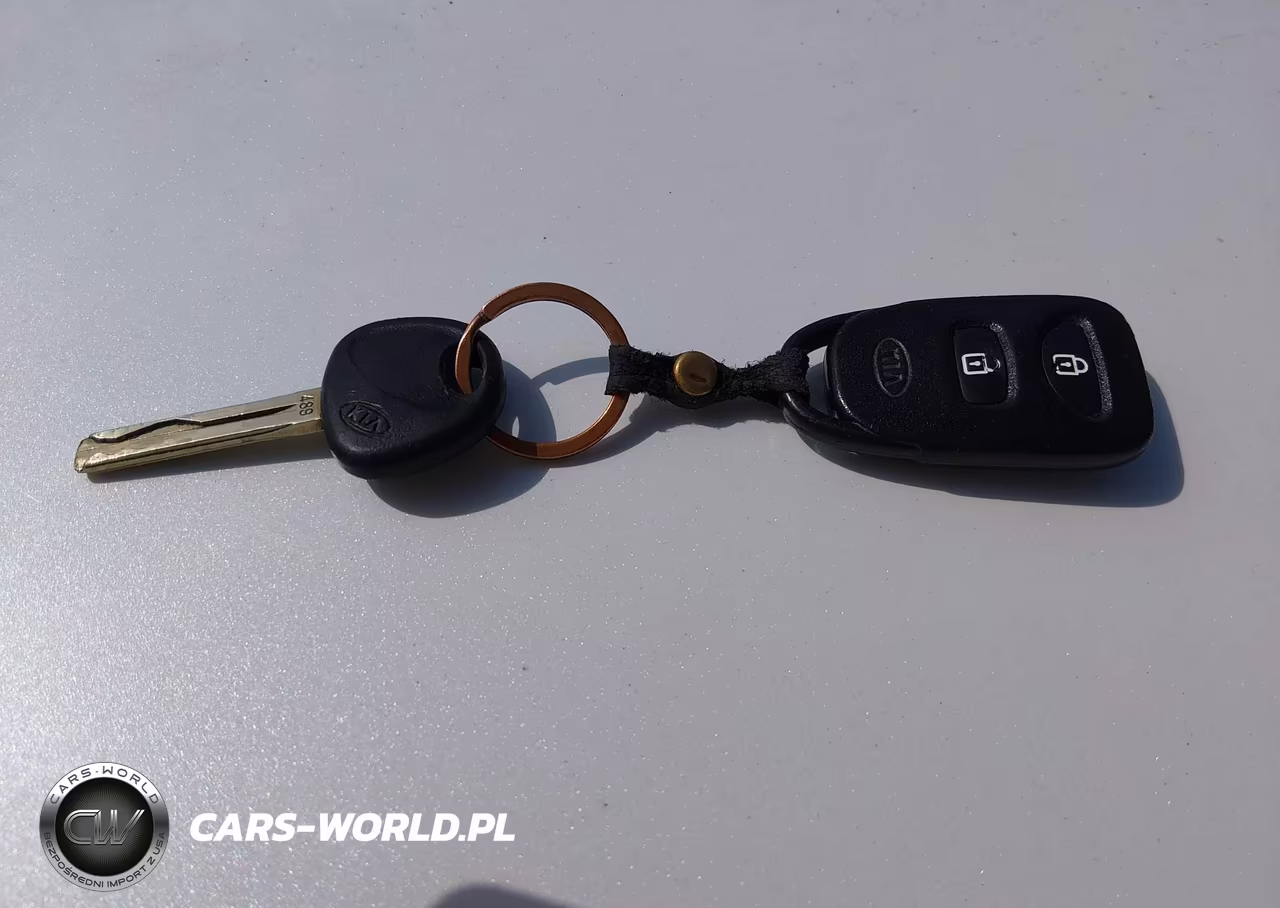 2011 Kia Sorento Lx VIN:5XYKT3A13BG080769 - 11