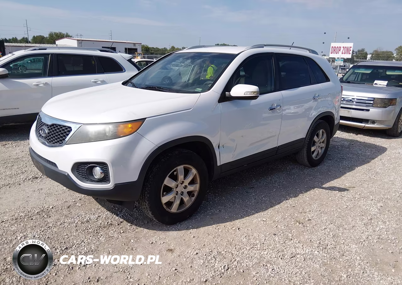 2011 Kia Sorento Lx VIN:5XYKT3A13BG080769 - 2