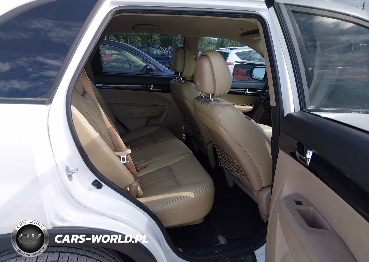 2011 Kia Sorento Lx VIN:5XYKT3A13BG080769 - 8