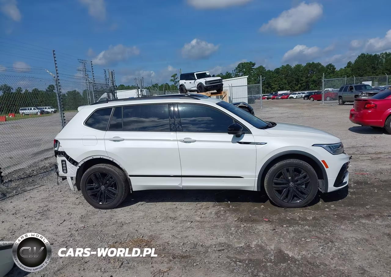 2022 Volkswagen Tiguan 2.0T Se R-Line Black VIN:3VVCB7AX9NM062627 - 14