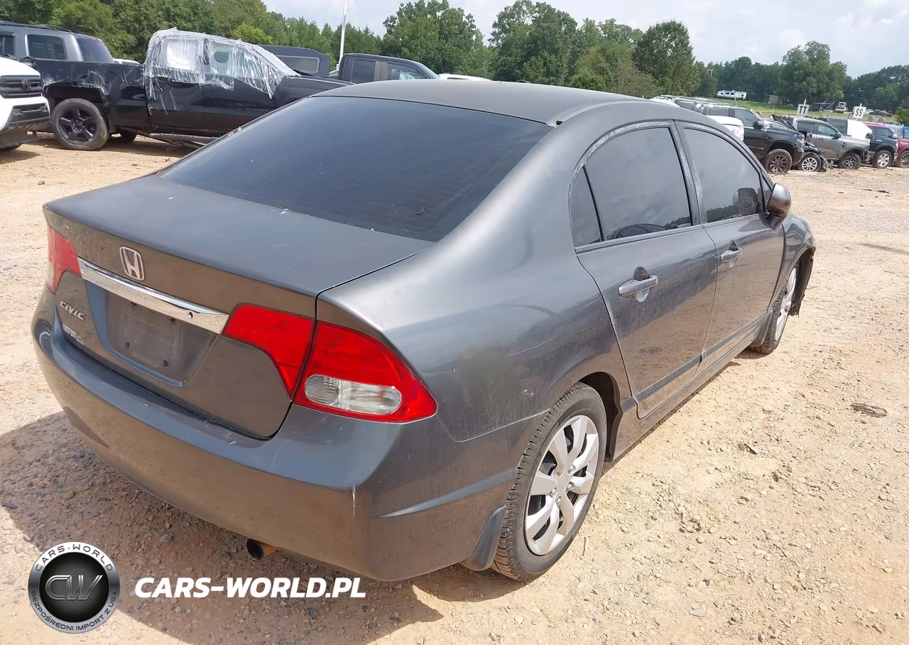 2010 Honda Civic Lx VIN:2HGFA1F5XAH315001 - 4