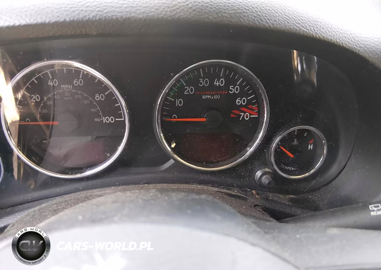 2014 Jeep Wrangler Rubicon X VIN:1C4BJWCG4EL215498 - 7