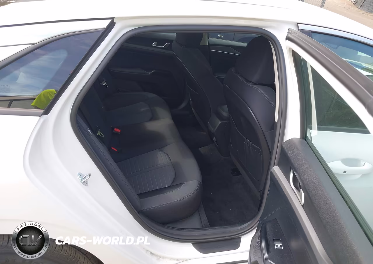 2026 Kia K5 Lxs Fwd VIN:KNAG24J73T5480437 - 8