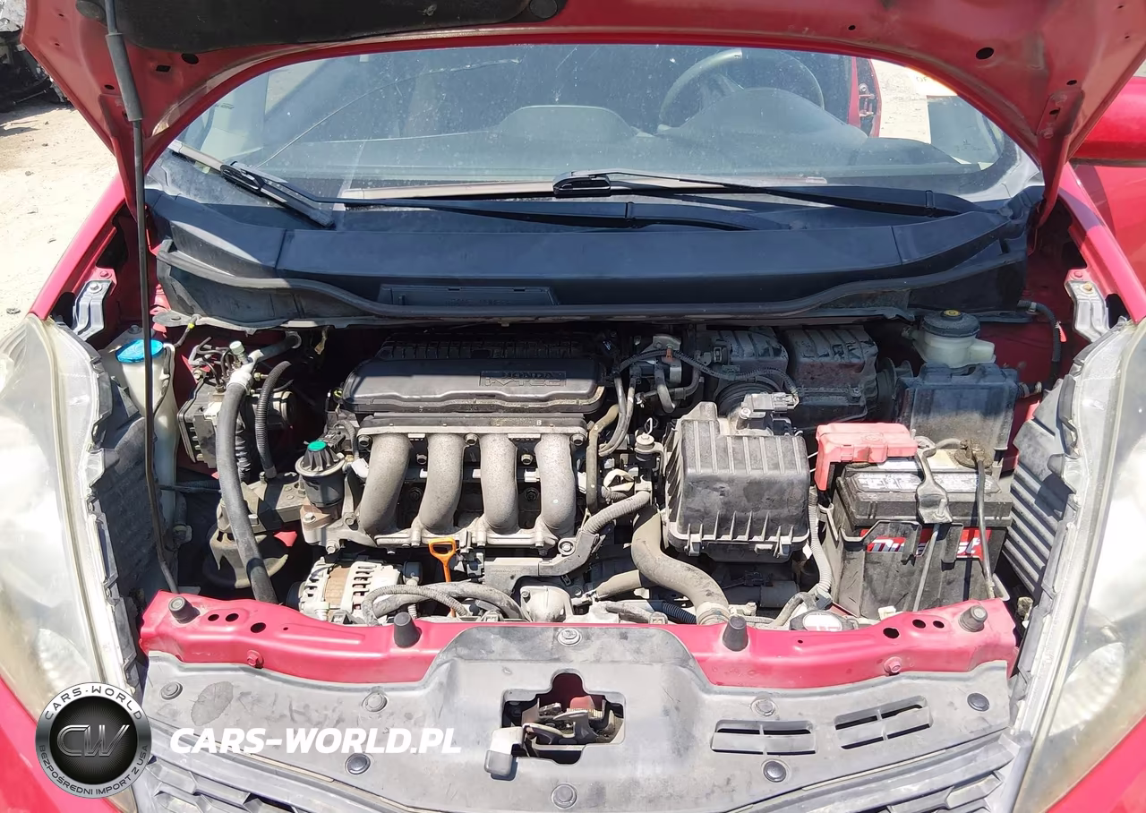 2012 Honda Fit Sport VIN:JHMGE8H52CC041228 - 10