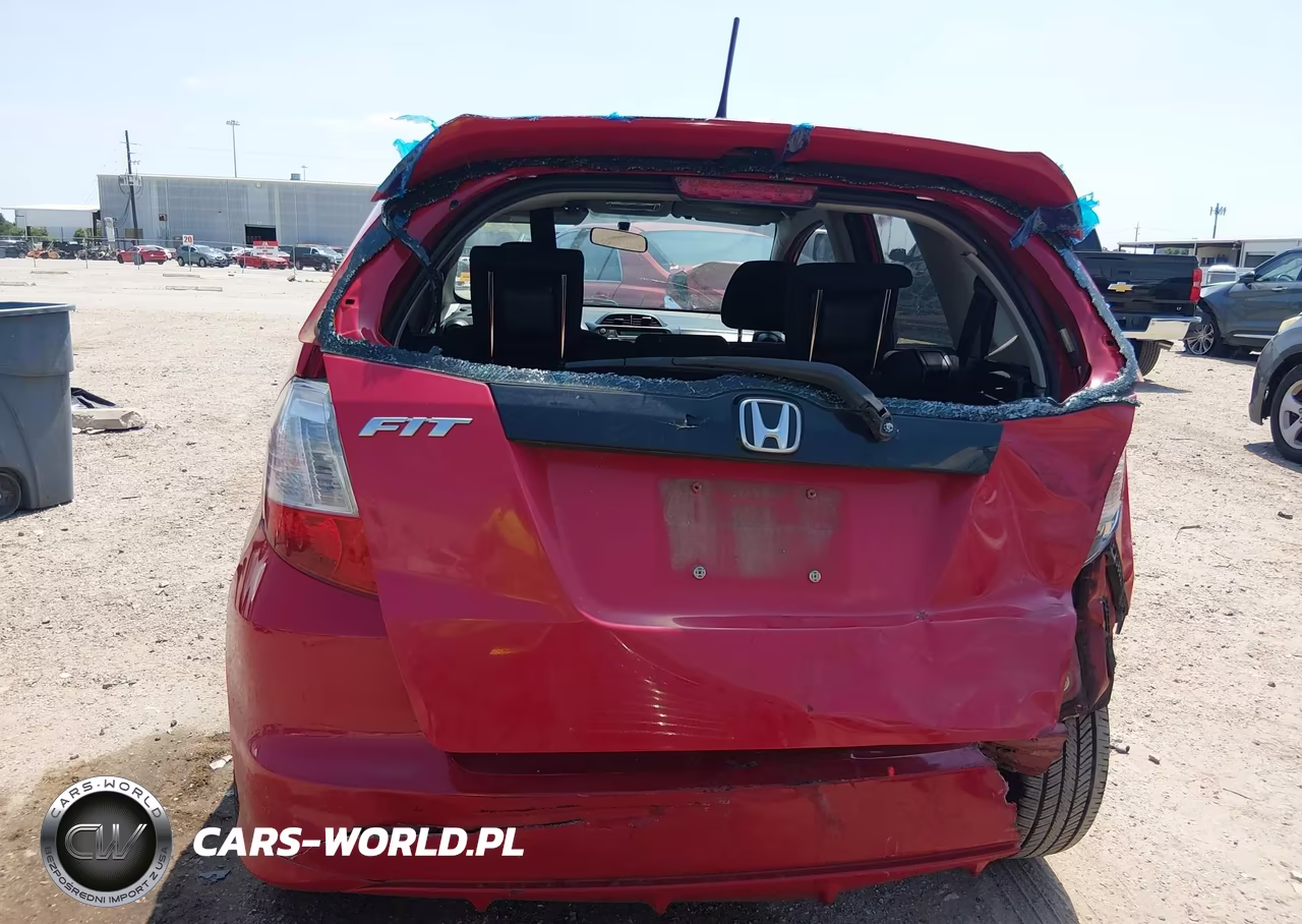 2012 Honda Fit Sport VIN:JHMGE8H52CC041228 - 17