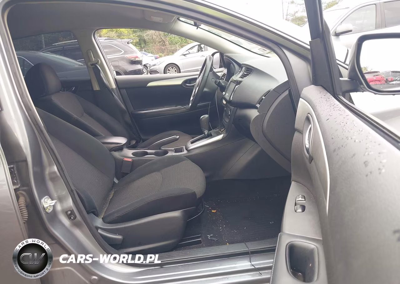 2019 Nissan Sentra S VIN:3N1AB7AP0KY450293 - 5