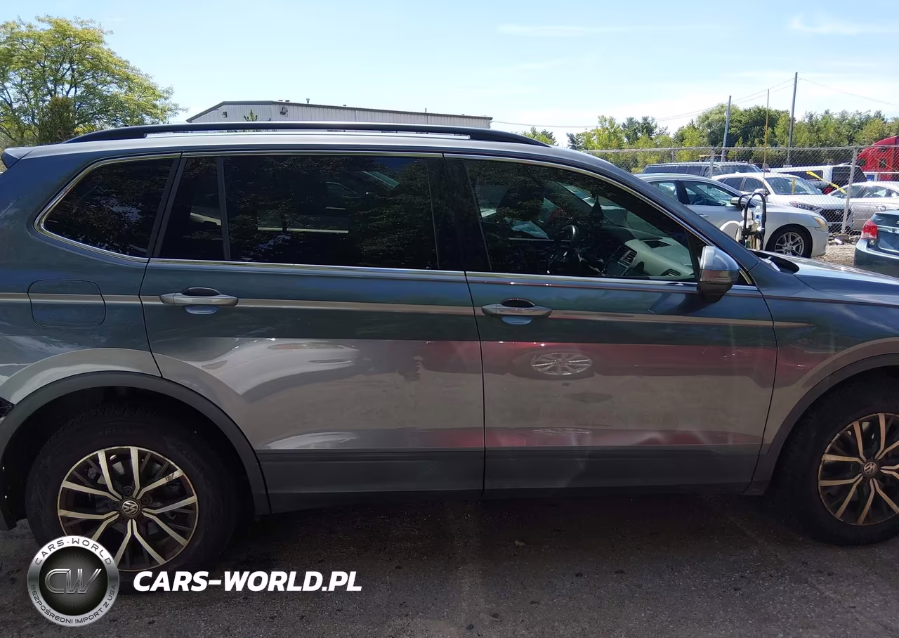 2019 Volkswagen Tiguan 2.0T Se-2.0T Sel-2.0T Sel R-Line-2.0T Sel R-Line Black VIN:3VV2B7AX7KM182742 - 14