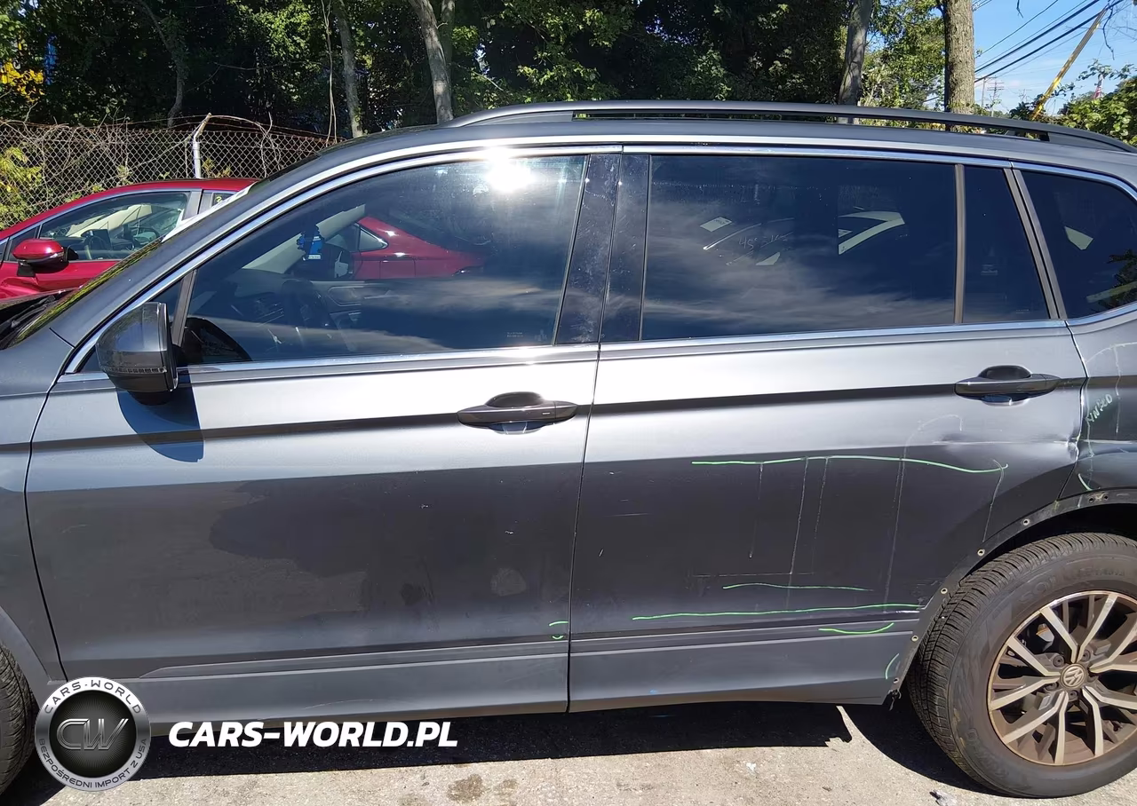 2019 Volkswagen Tiguan 2.0T Se-2.0T Sel-2.0T Sel R-Line-2.0T Sel R-Line Black VIN:3VV2B7AX7KM182742 - 15