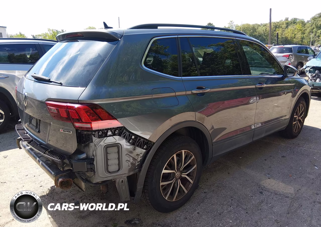 2019 Volkswagen Tiguan 2.0T Se-2.0T Sel-2.0T Sel R-Line-2.0T Sel R-Line Black VIN:3VV2B7AX7KM182742 - 4