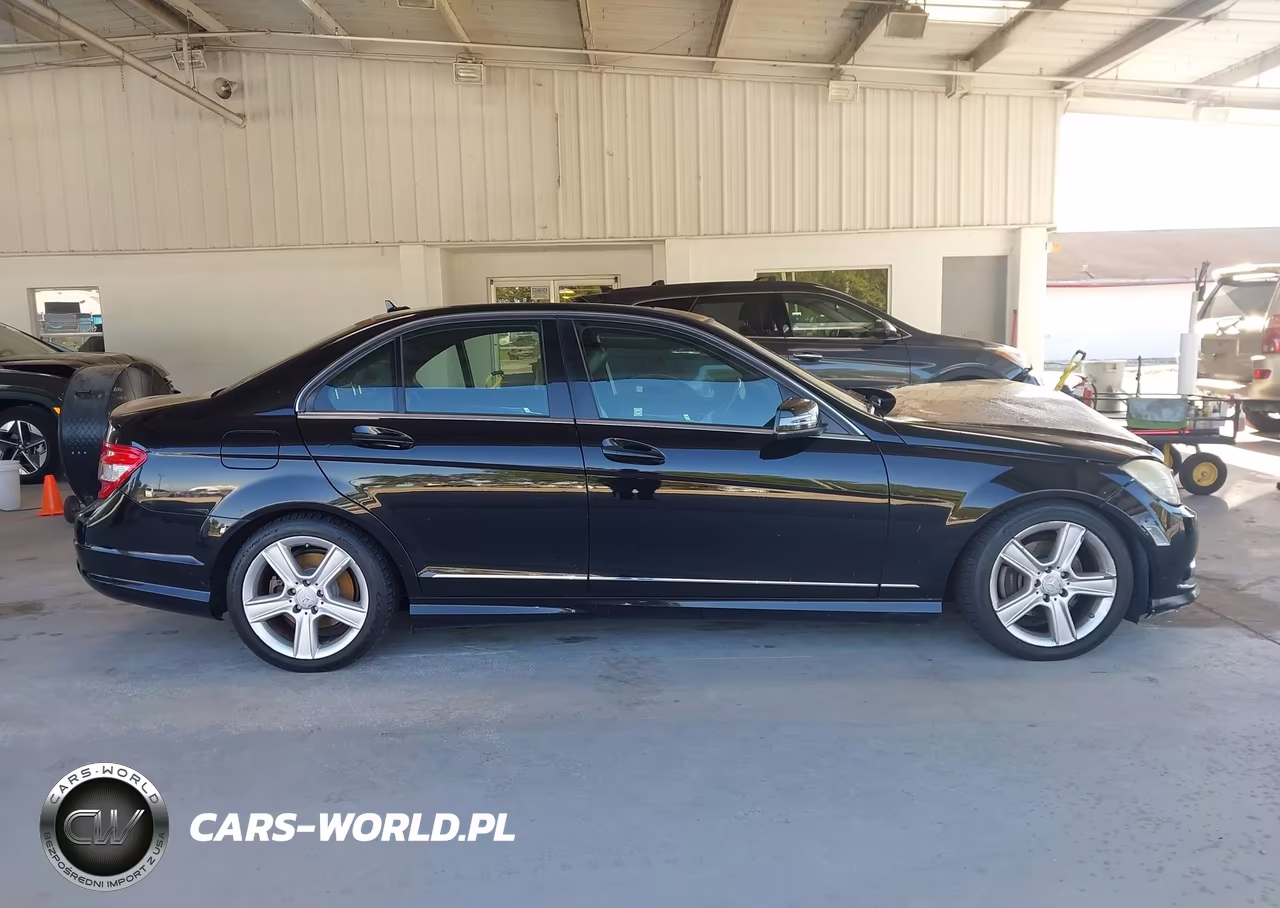 2010 Mercedes-Benz C 300 Sport 4Matic VIN:WDDGF8BB9AF401190 - 14