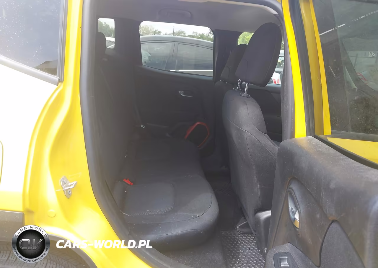 2018 Jeep Renegade Upland Edition 4X4 VIN:ZACCJBAB9JPH67797 - 8