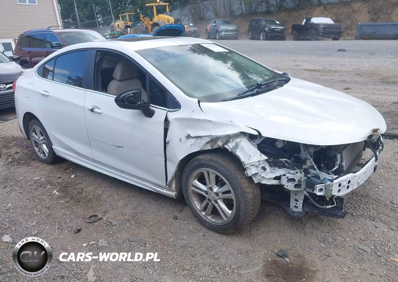 2018 Chevrolet Cruze Lt Auto – zdjęcie 1 z 16