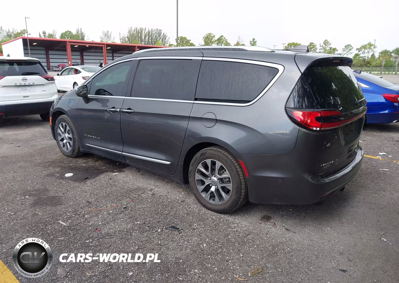 2021 Chrysler Pacifica Hybrid Pinnacle VIN:2C4RC1N79MR529291 - 3