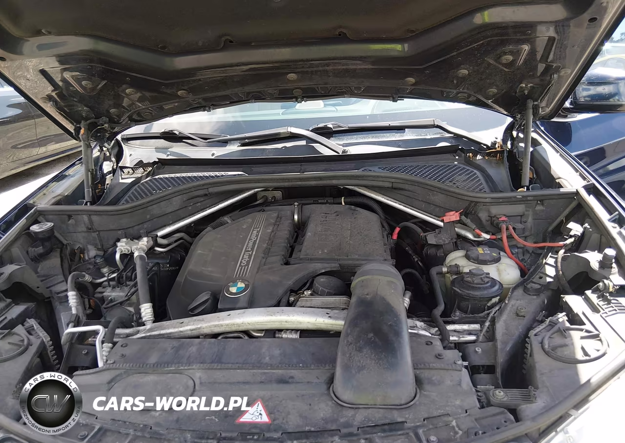 2016 BMW X5 xDrive35I VIN:5UXKR0C54G0P25082 - 10