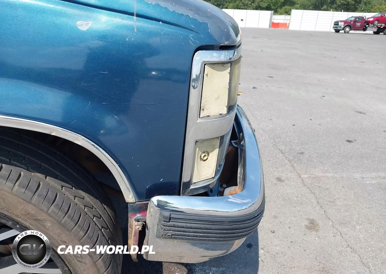 1990 Chevrolet Gmt-400 C1500 VIN:1GCDC14K7LZ239961 - 13