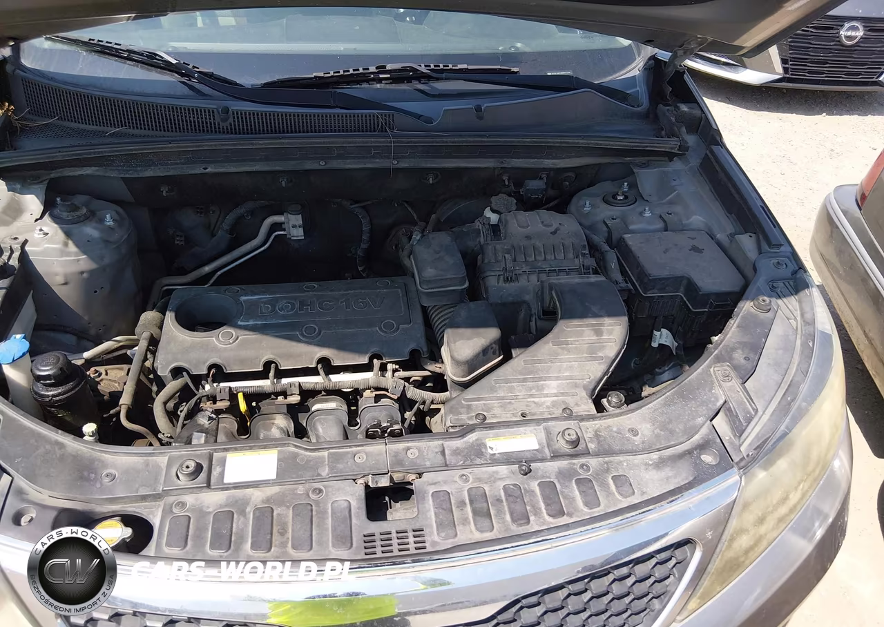 2011 Kia Sorento Lx VIN:5XYKT3A12BG097238 - 10
