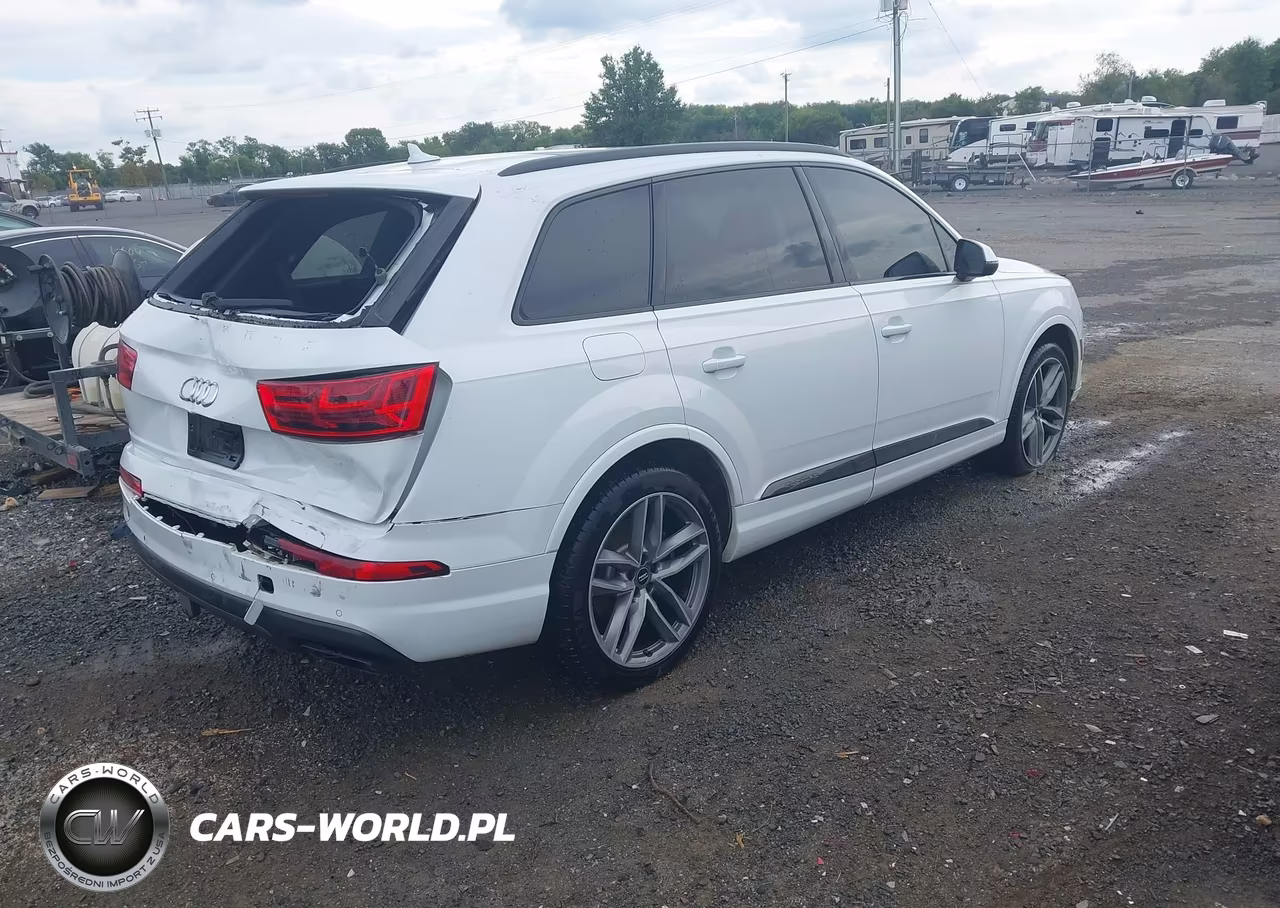 2018 Audi Q7 Prestige VIN:WA1VAAF73JD009681 - 4