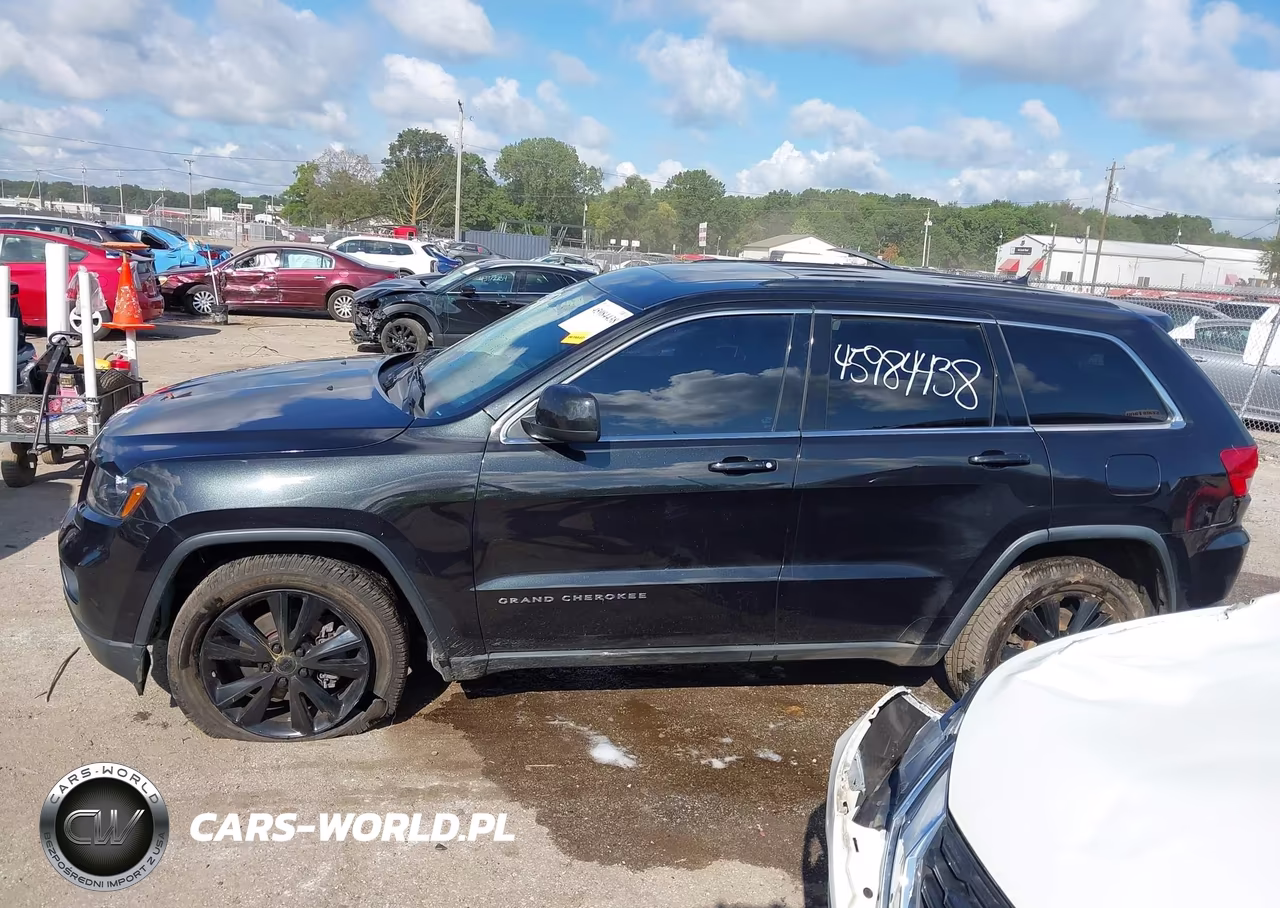 2013 Jeep Grand Cherokee Laredo Altitude VIN:1C4RJFAG2DC594257 - 14