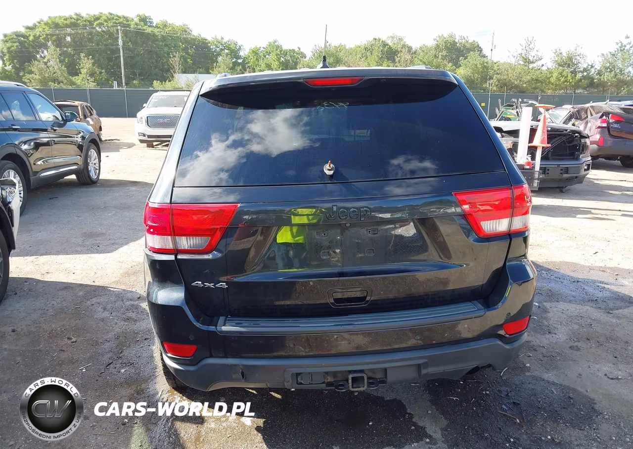 2013 Jeep Grand Cherokee Laredo Altitude VIN:1C4RJFAG2DC594257 - 16