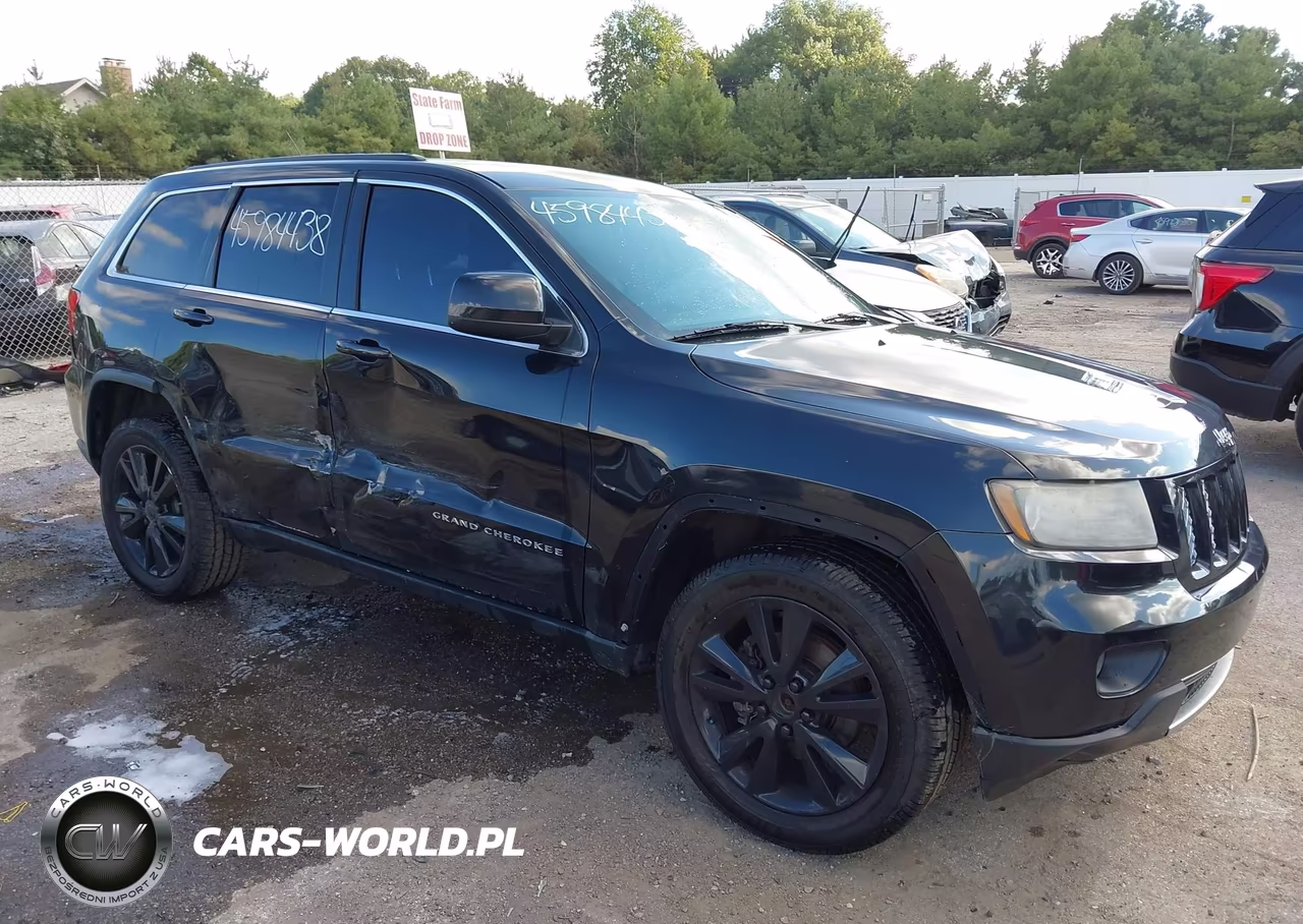 2013 Jeep Grand Cherokee Laredo Altitude VIN:1C4RJFAG2DC594257 - 6