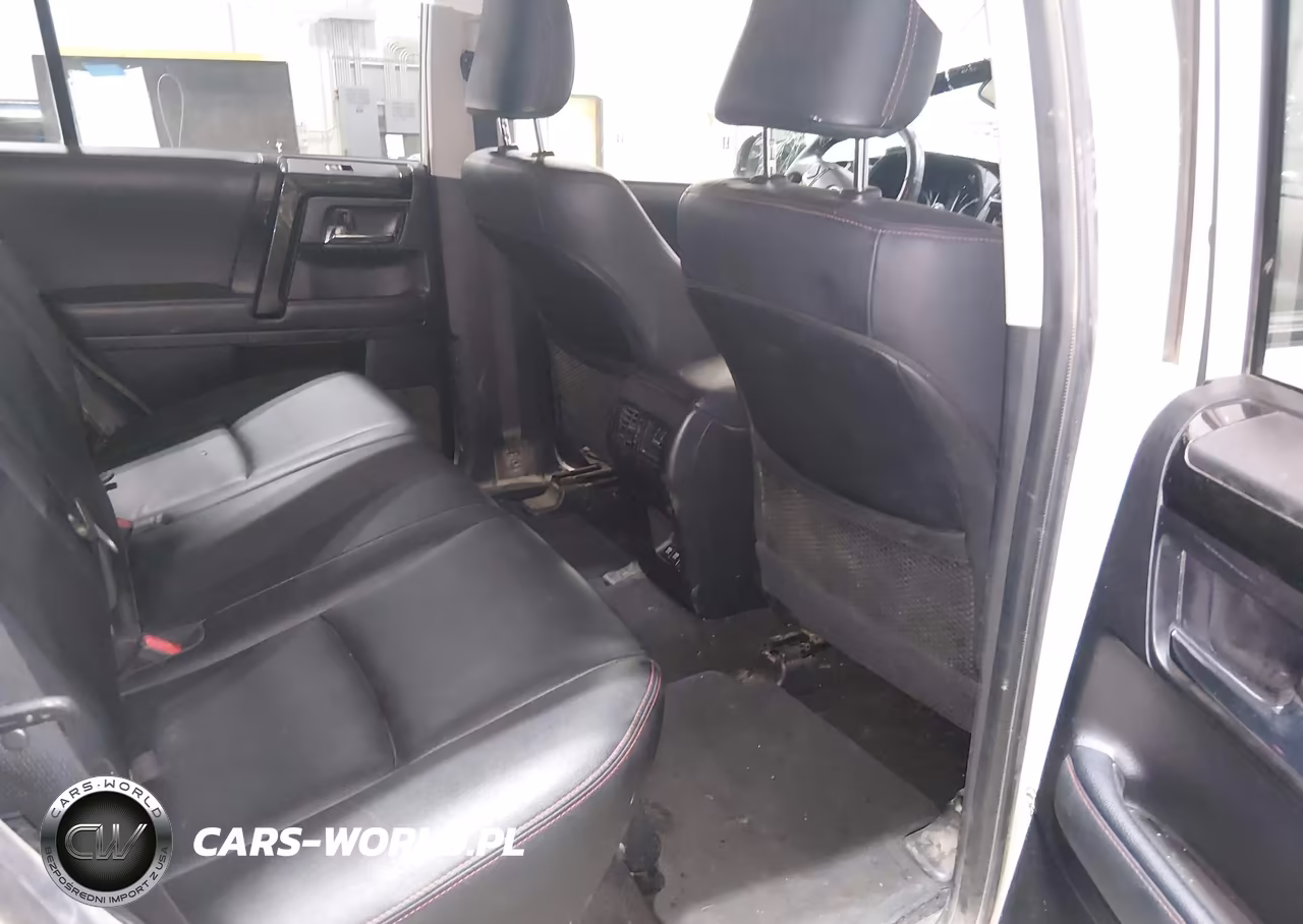 2020 Toyota 4Runner Trd Off Road Premium VIN:JTEBU5JR8L5797091 - 8