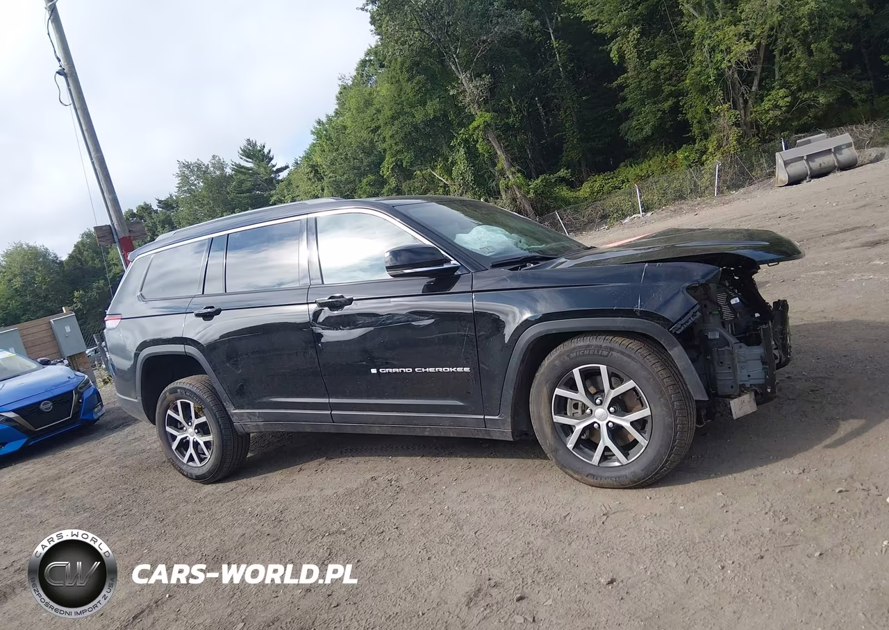 2025 Jeep Grand Cherokee L Limited 4X4 VIN:1C4RJKBG8S8718779 - 14