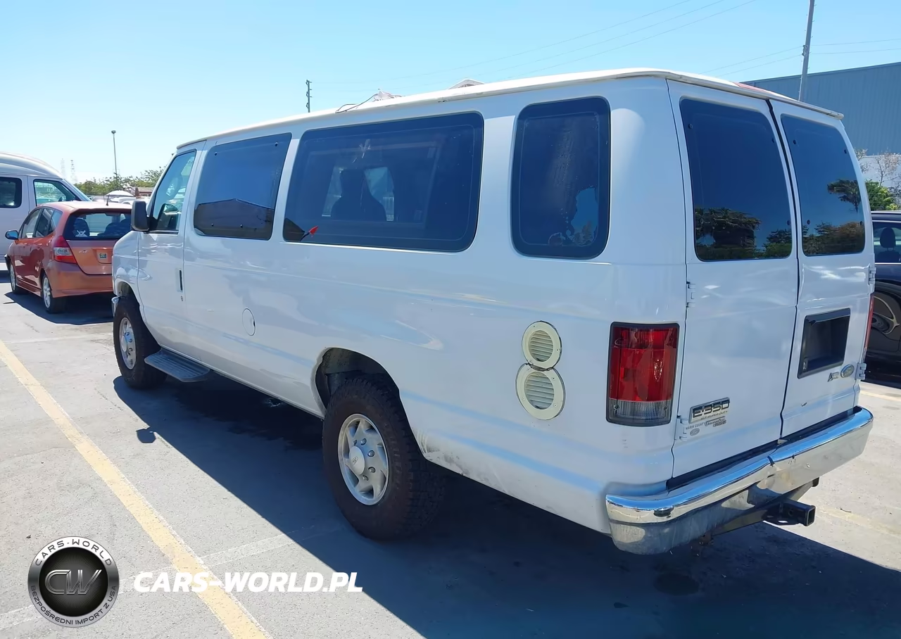 2012 Ford E-350 Super Duty Xlt VIN:1FBSS3BL5CDA44699 - 3