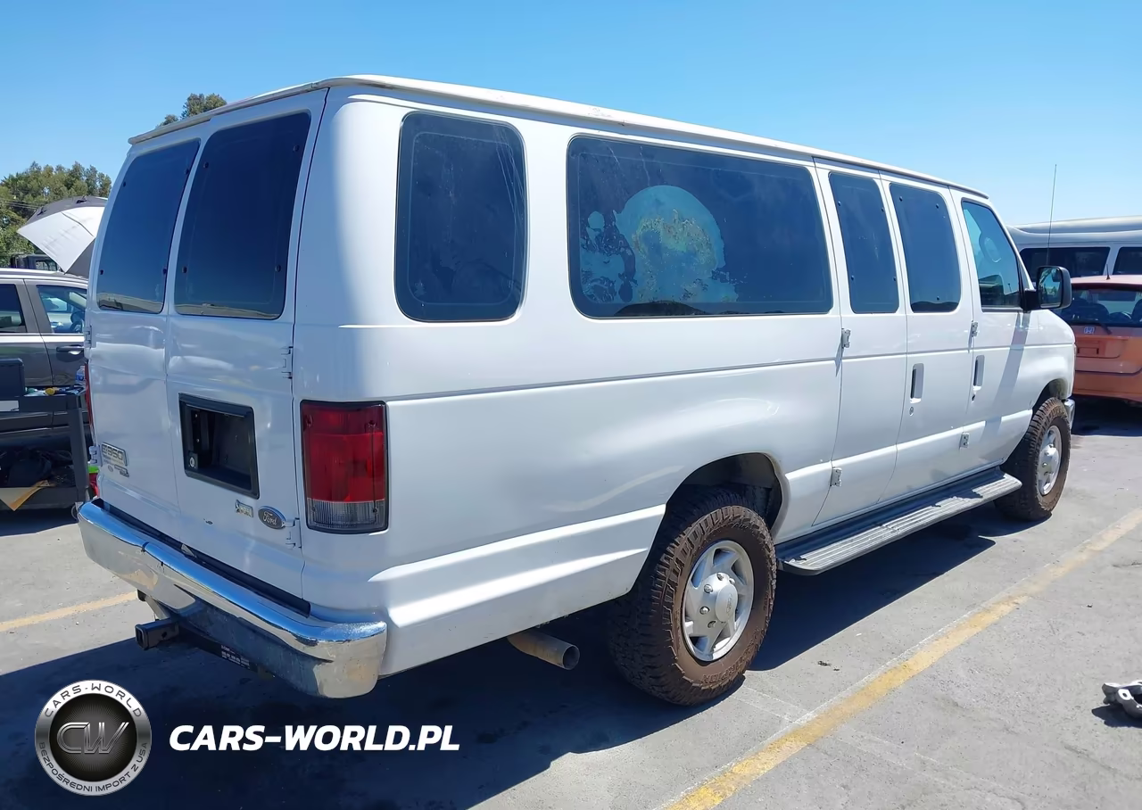 2012 Ford E-350 Super Duty Xlt VIN:1FBSS3BL5CDA44699 - 4