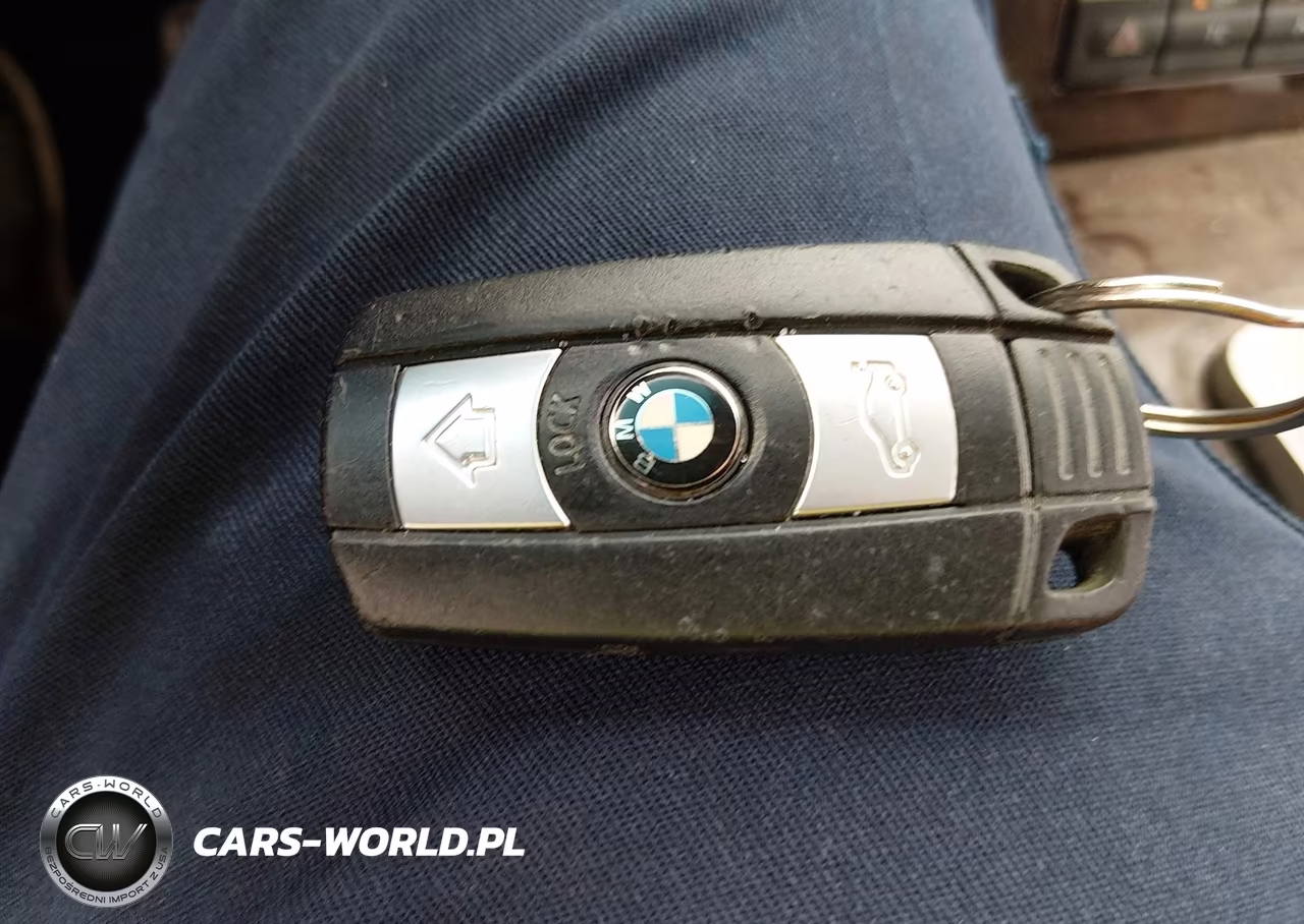2011 BMW 328I xDrive VIN:WBAPK5C53BF126430 - 11