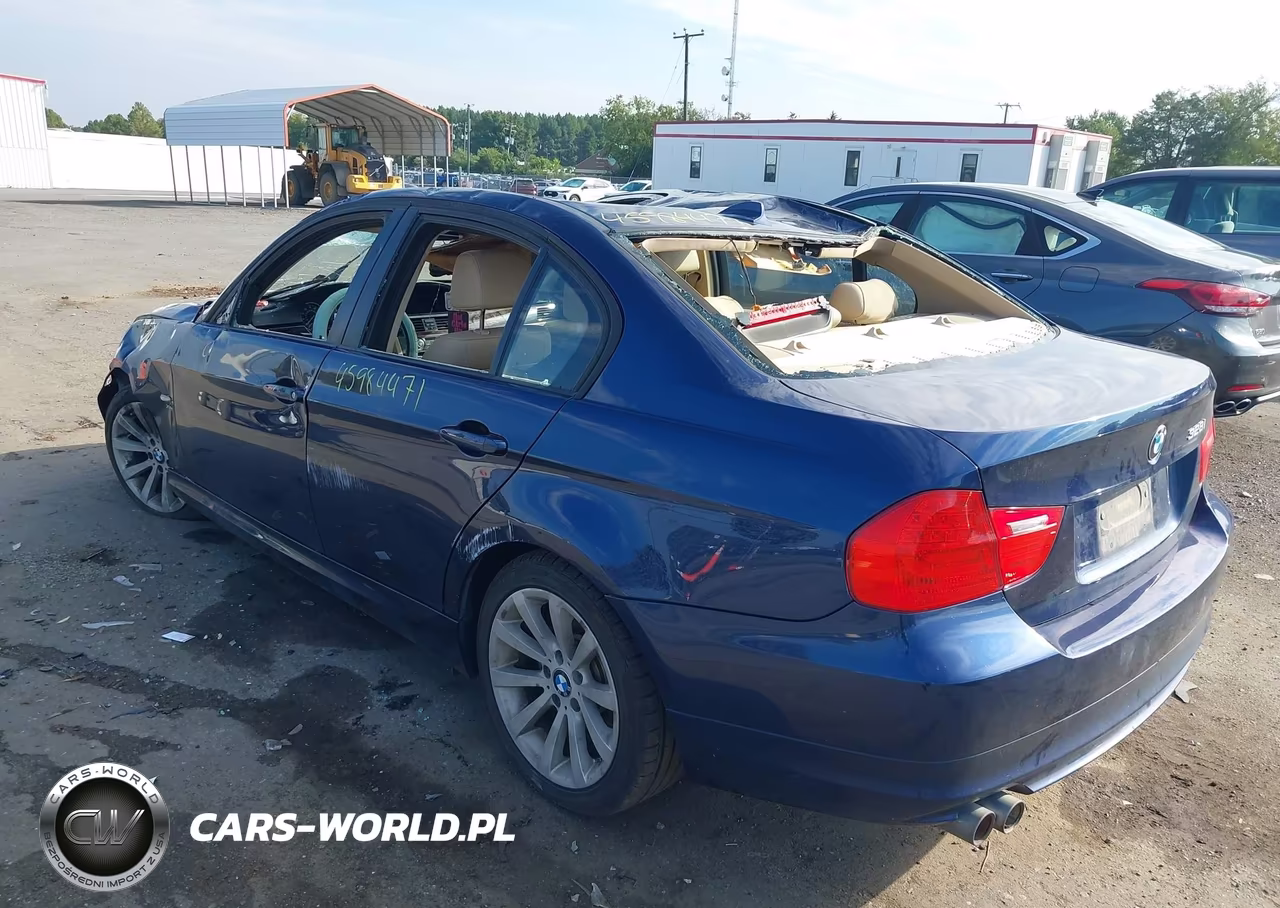 2011 BMW 328I xDrive VIN:WBAPK5C53BF126430 - 3